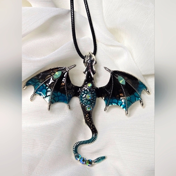 Mystical Dragon Brooch Or Pendant Necklace - Picture 1 of 4